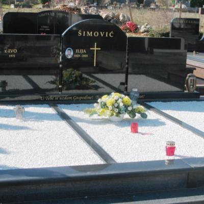 Visedjelne Grobnice 18