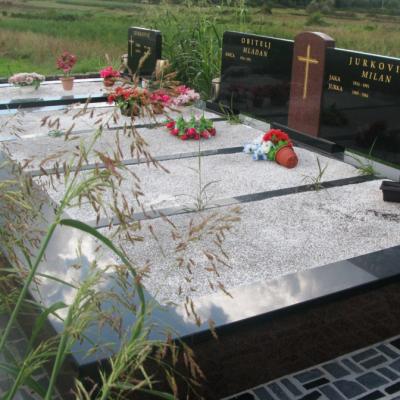 Visedjelne Grobnice 22